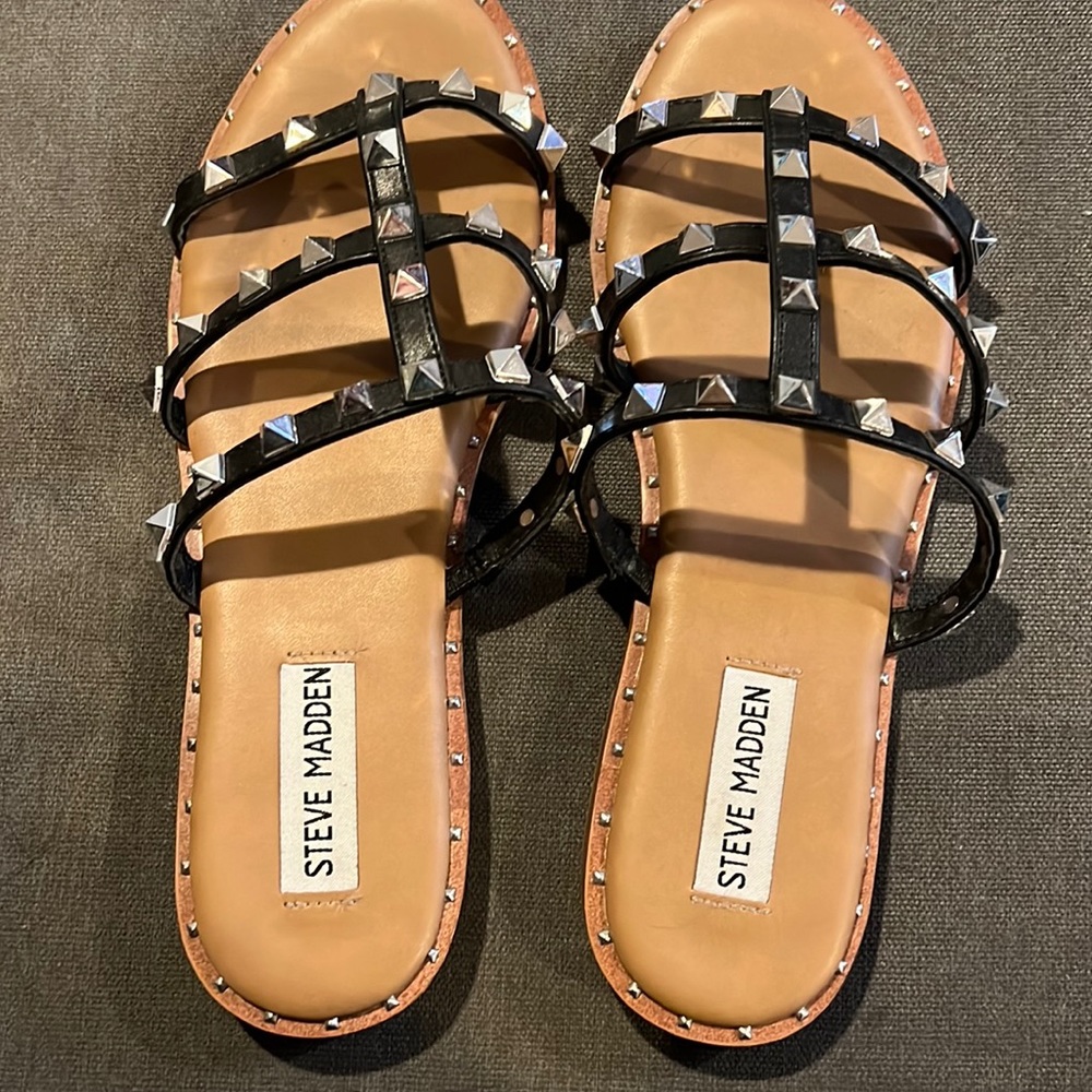 Steve Madden spiked slides